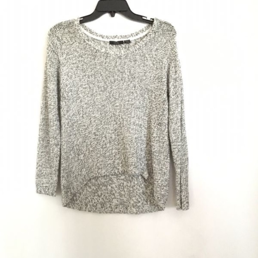 RDI Black and White Sweater